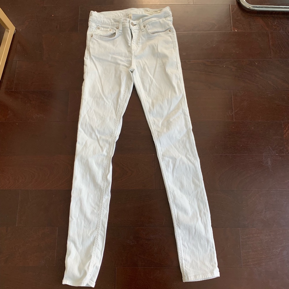 Skinny white size 26 rag and bone jeans